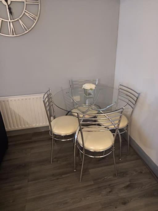 Modern 2-bedroom With Free Parking * Belfast
