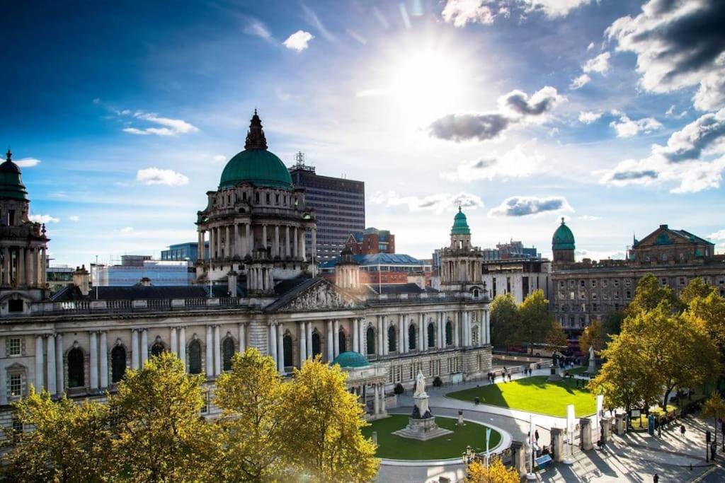Modern 2-bedroom With Free Parking Belfast